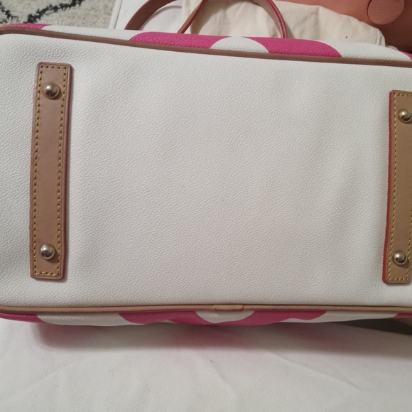 Dooney & Bourke - Picture 3 of 3